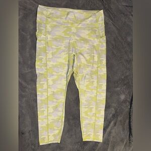 Fabletics Green and Grey Camouflage Leggings, Size 3X